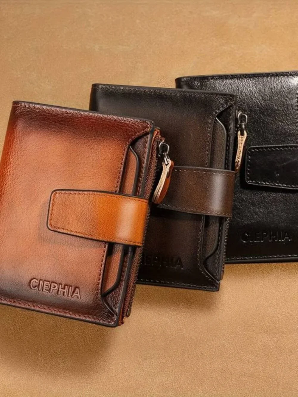 Vintage Leather Men's Wallet with RFID Blocking, 12 Card Slots